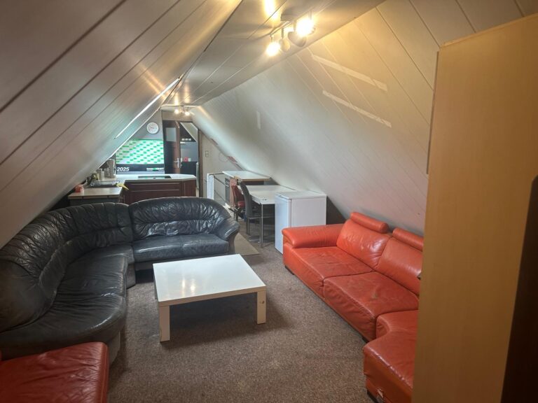 6af70735-f1b2-4711-ad11-f3ad8c90c905