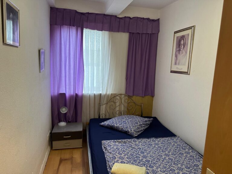 7272a859-36d3-426d-8a32-64c4f7050e20