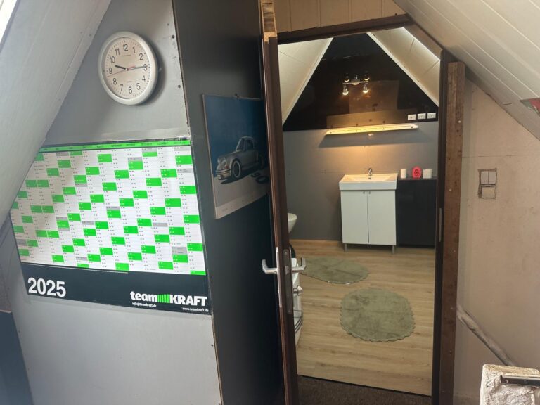 7d24ef30-b0b1-4b9a-8c89-f66bdfad68f6