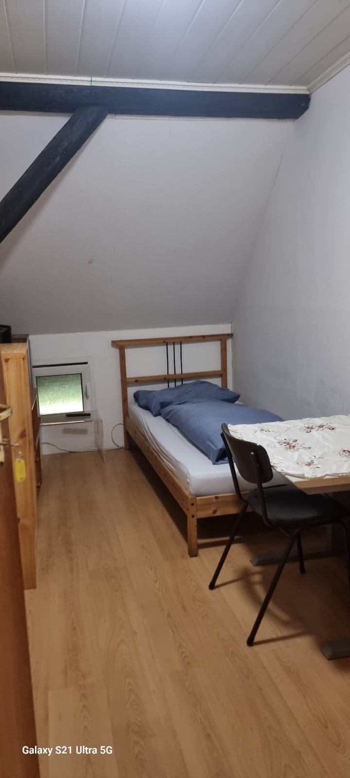 ee658836-94f2-450b-bcfd-2044fd1a4a06