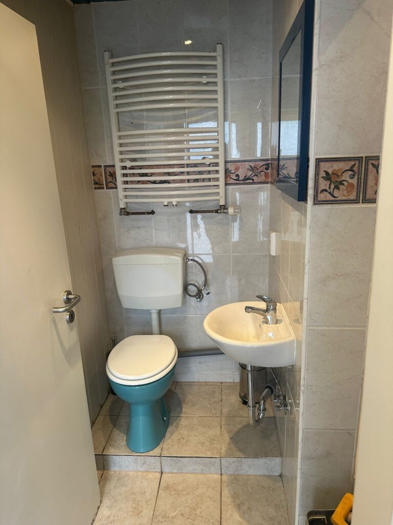 aadb0903-71dc-4975-951e-9101d0970376